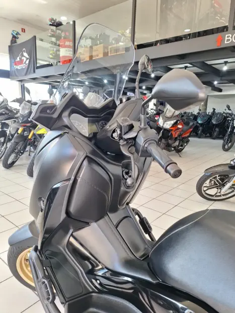 YAMAHA XMax 250 , Foto 9