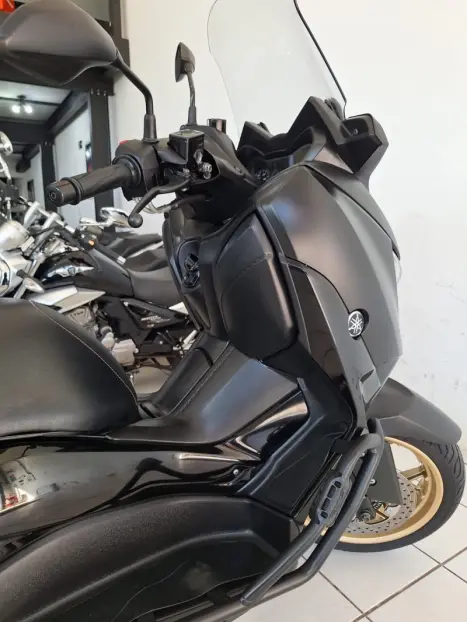 YAMAHA XMax 250 , Foto 10