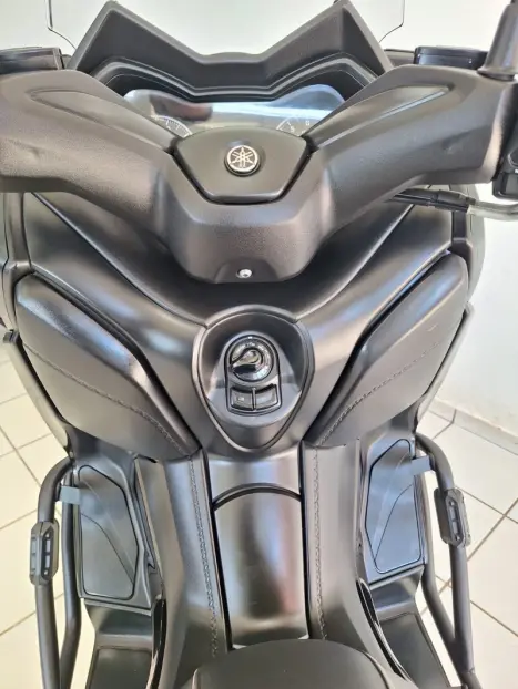 YAMAHA XMax 250 , Foto 15