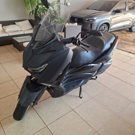 YAMAHA XMax 250 , Foto 2