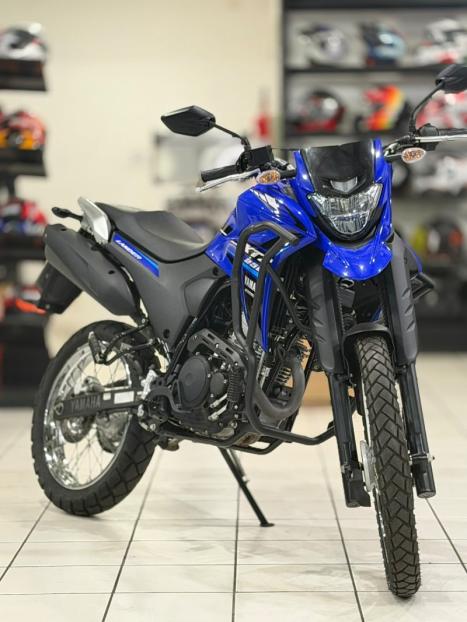 YAMAHA XTZ 250 LANDER, Foto 4