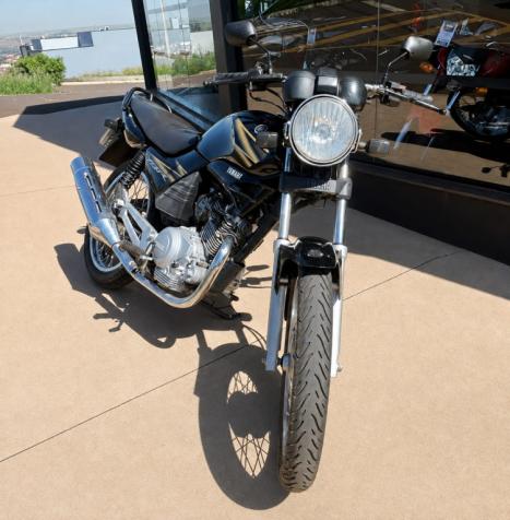 YAMAHA YBR 125 E, Foto 3