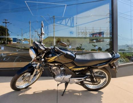 YAMAHA YBR 125 E, Foto 6