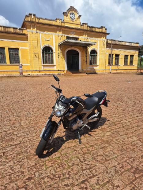 YAMAHA YS Fazer 250 , Foto 2