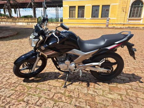 YAMAHA YS Fazer 250 , Foto 3