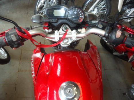 YAMAHA YS Fazer 250 , Foto 3