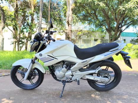 YAMAHA YS Fazer 250 , Foto 2