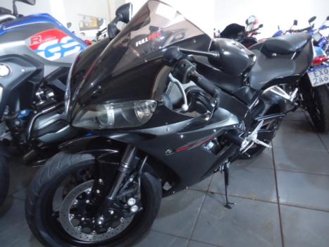 YAMAHA YZF R1 1000 , Foto 1