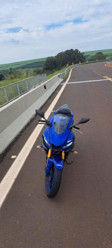 YAMAHA YZF R3 320 ABS, Foto 5