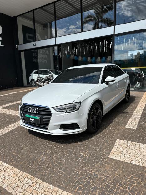 AUDI A3 1.4 16V 4P TFSI SPORTBACK AMBIENTE S-TRONIC AUTOMTICO, Foto 2