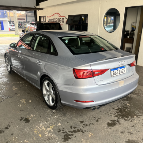 AUDI A3 Sedan 1.4 16V 4P TFSI ATTRACTION S-TRONIC AUTOMTICO, Foto 4