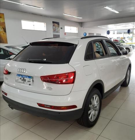 AUDI Q3 1.4 4P FLEX TFSI AMBIENTE S-TRONIC AUTOMTICO, Foto 4