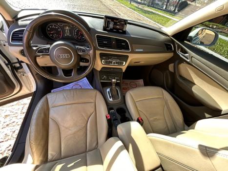 AUDI Q3 2.0 4P TFSI AMBIENTE QUATTRO S-TRONIC AUTOMTICO, Foto 8