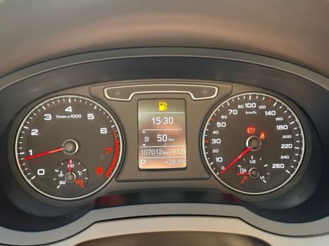 AUDI Q3 2.0 4P TFSI AMBIENTE QUATTRO S-TRONIC AUTOMTICO, Foto 9