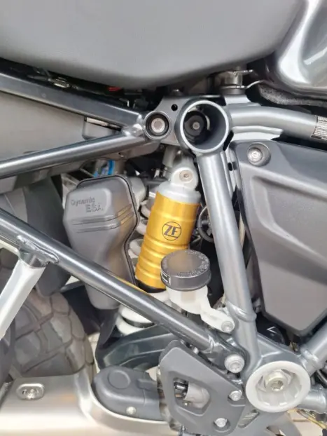 BMW R 1250 GS ADVENTURE TRIPLE BLACK, Foto 14