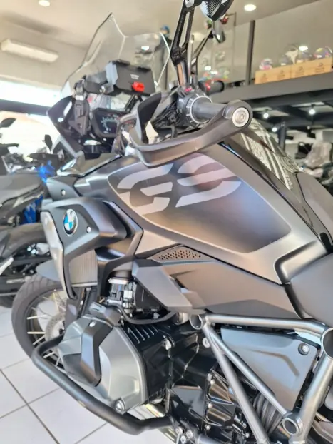 BMW R 1250 GS TRIPLE BLACK, Foto 21