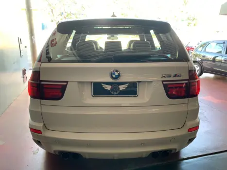 BMW X5 4.4 M V8 32V 4P BI-TURBO AUTOMTICO, Foto 11