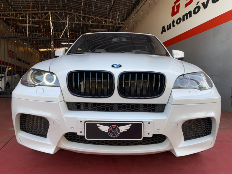 BMW X5 4.4 M V8 32V 4P BI-TURBO AUTOMTICO, Foto 13