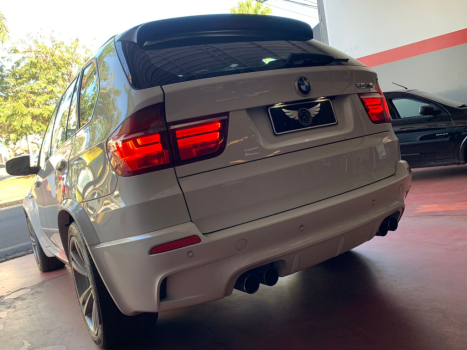 BMW X5 4.4 M V8 32V 4P BI-TURBO AUTOMTICO, Foto 16