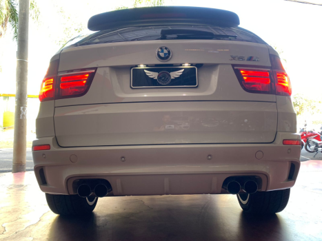 BMW X5 4.4 M V8 32V 4P BI-TURBO AUTOMTICO, Foto 17