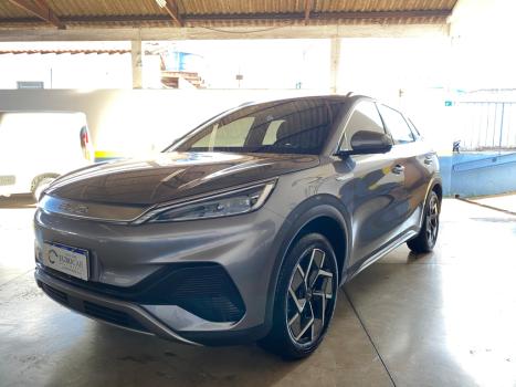 BYD Yan Plus EV 60,8 KW ELTRICO, Foto 3