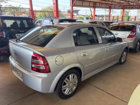 CHEVROLET Astra Hatch 2.0 4P FLEX, Foto 4
