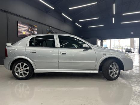 CHEVROLET Astra Hatch 2.0 4P, Foto 2