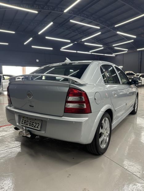 CHEVROLET Astra Hatch 2.0 4P, Foto 4