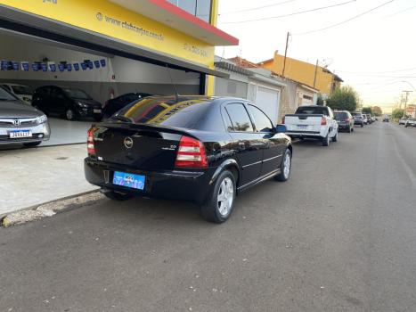 CHEVROLET Astra Hatch 2.0 4P ADVANTAGE  FLEX, Foto 4