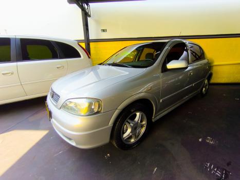 CHEVROLET Astra Sedan 1.8 4P GL, Foto 2