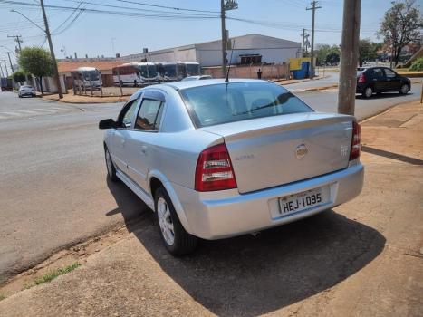 CHEVROLET Astra Sedan 2.0 4P, Foto 4