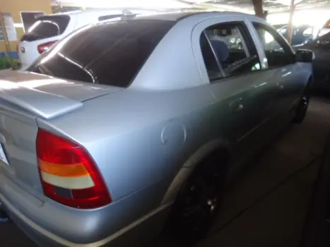 CHEVROLET Astra Sedan 1.8 4P GL, Foto 6
