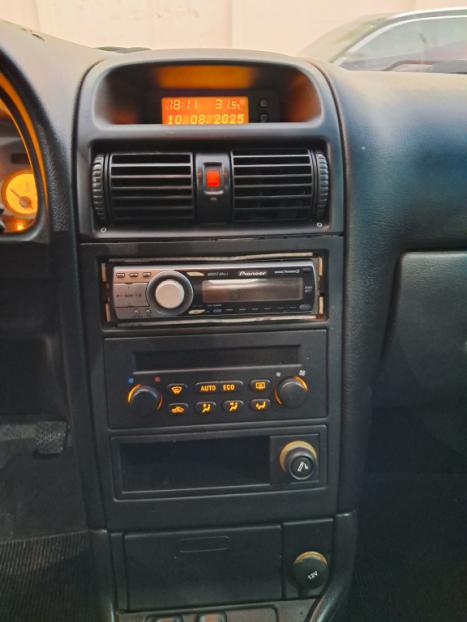 CHEVROLET Astra Sedan 2.0 4P CD, Foto 10