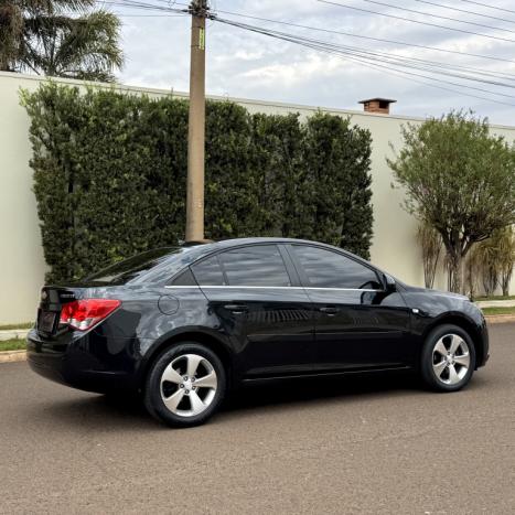 CHEVROLET Cruze Sedan 1.8 16V 4P LT ECOTEC FLEX AUTOMTICO, Foto 2