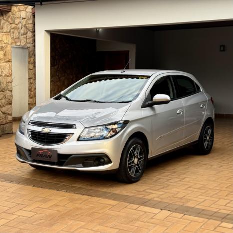 CHEVROLET Onix Hatch 1.4 4P FLEX LT, Foto 1