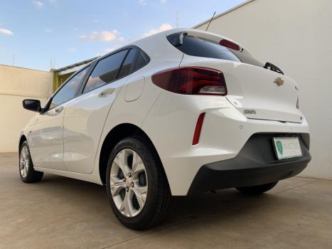 CHEVROLET Onix Hatch 1.0 4P FLEX LTZ TURBO AUTOMTICO, Foto 5