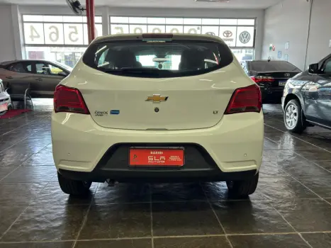 CHEVROLET Onix Hatch 1.4 4P FLEX LT AUTOMTICO, Foto 4