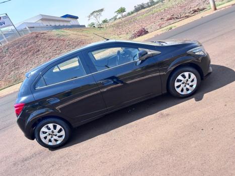 CHEVROLET Onix Hatch 1.4 4P FLEX LT, Foto 5