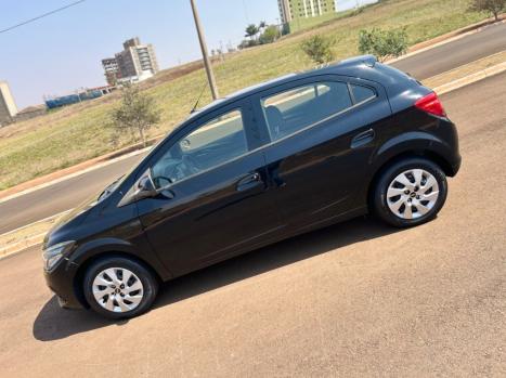 CHEVROLET Onix Hatch 1.4 4P FLEX LT, Foto 8