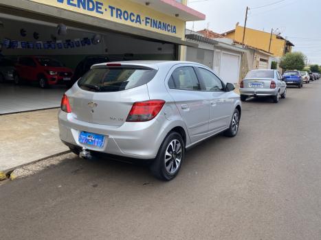 CHEVROLET Onix Hatch 1.4 4P FLEX LTZ, Foto 5