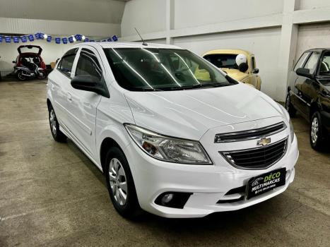 CHEVROLET Onix Hatch 1.0 4P FLEX LT, Foto 4