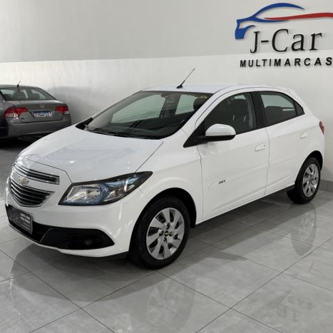 CHEVROLET Onix Hatch 1.4 4P FLEX LT, Foto 3