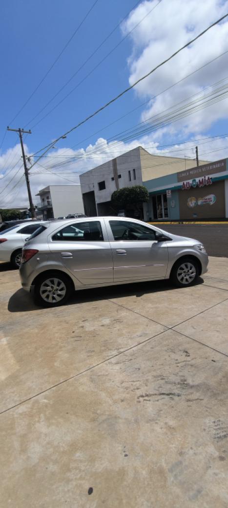 CHEVROLET Onix Hatch 1.0 4P FLEX LT, Foto 12