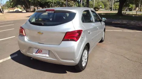 CHEVROLET Onix Hatch 1.0 4P FLEX JOY, Foto 4