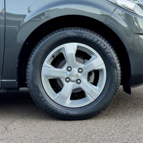 CHEVROLET Onix Hatch 1.4 4P FLEX LT, Foto 9