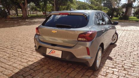 CHEVROLET Onix Hatch 1.0 4P FLEX LTZ TURBO, Foto 3