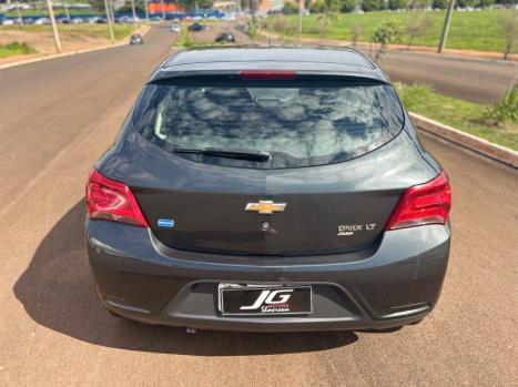 CHEVROLET Onix Hatch 1.0 4P FLEX LT, Foto 6