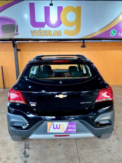 CHEVROLET Onix Hatch 1.4 4P FLEX ACTIV, Foto 3