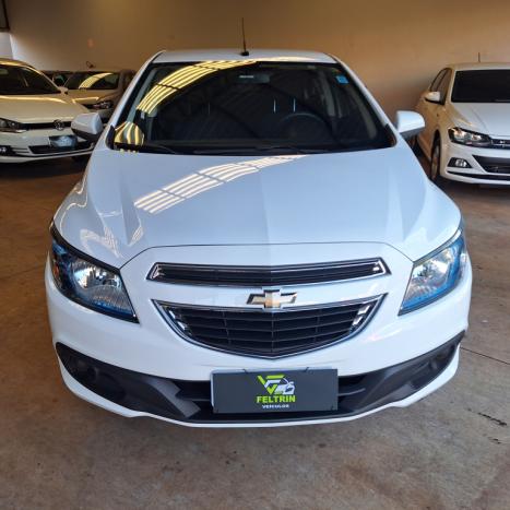 CHEVROLET Onix Hatch 1.4 4P FLEX LT, Foto 3