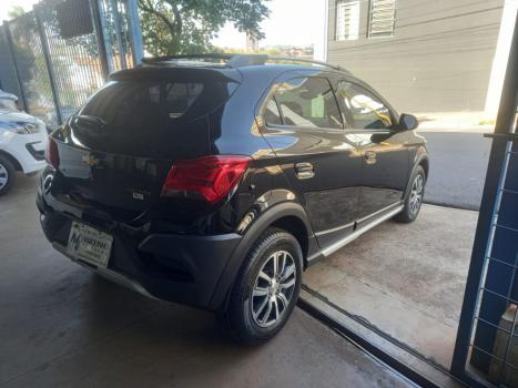 CHEVROLET Onix Hatch 1.4 4P FLEX ACTIV AUTOMTICO, Foto 5